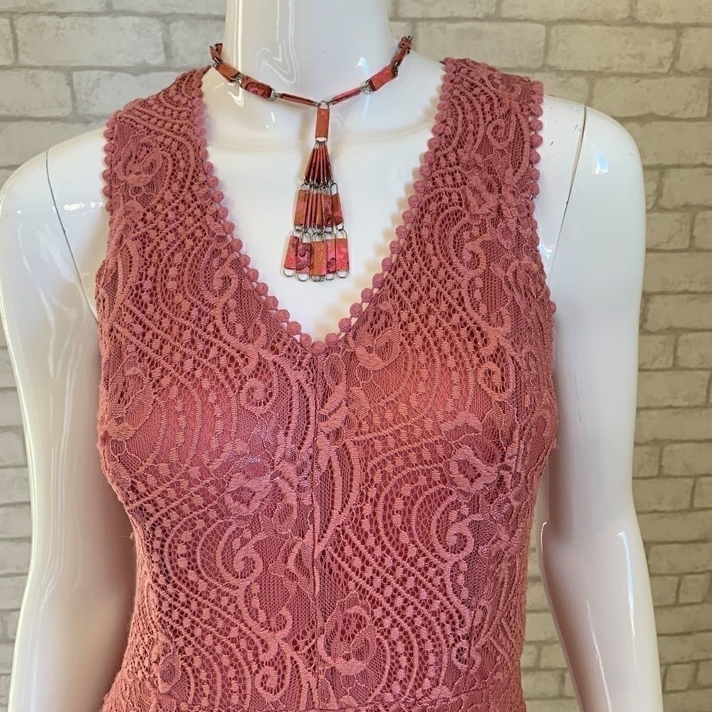 Pink variegated tassel necklace - Picture 8 of 8